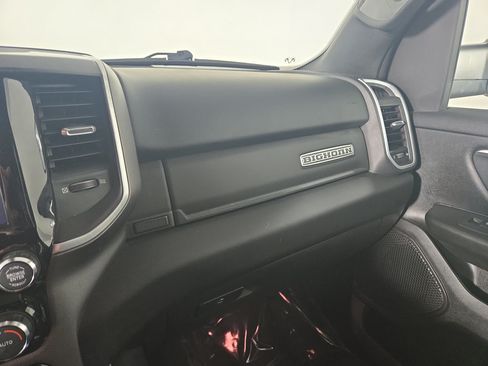 Used 2022 RAM 1500 Big Horn AWD/4WD image 29