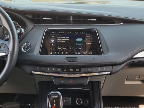 Used 2021 Cadillac XT4 Luxury FWD image 15