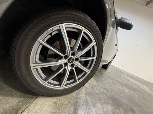 Used 2023 Audi SQ5 Premium Plus w/ Premium Plus Package AWD/4WD image 12