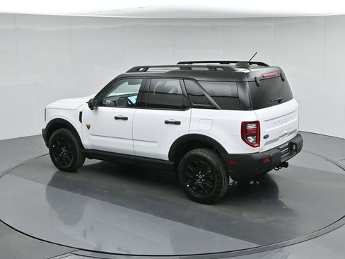Used 2025 Ford Bronco Sport Badlands AWD/4WD image 45