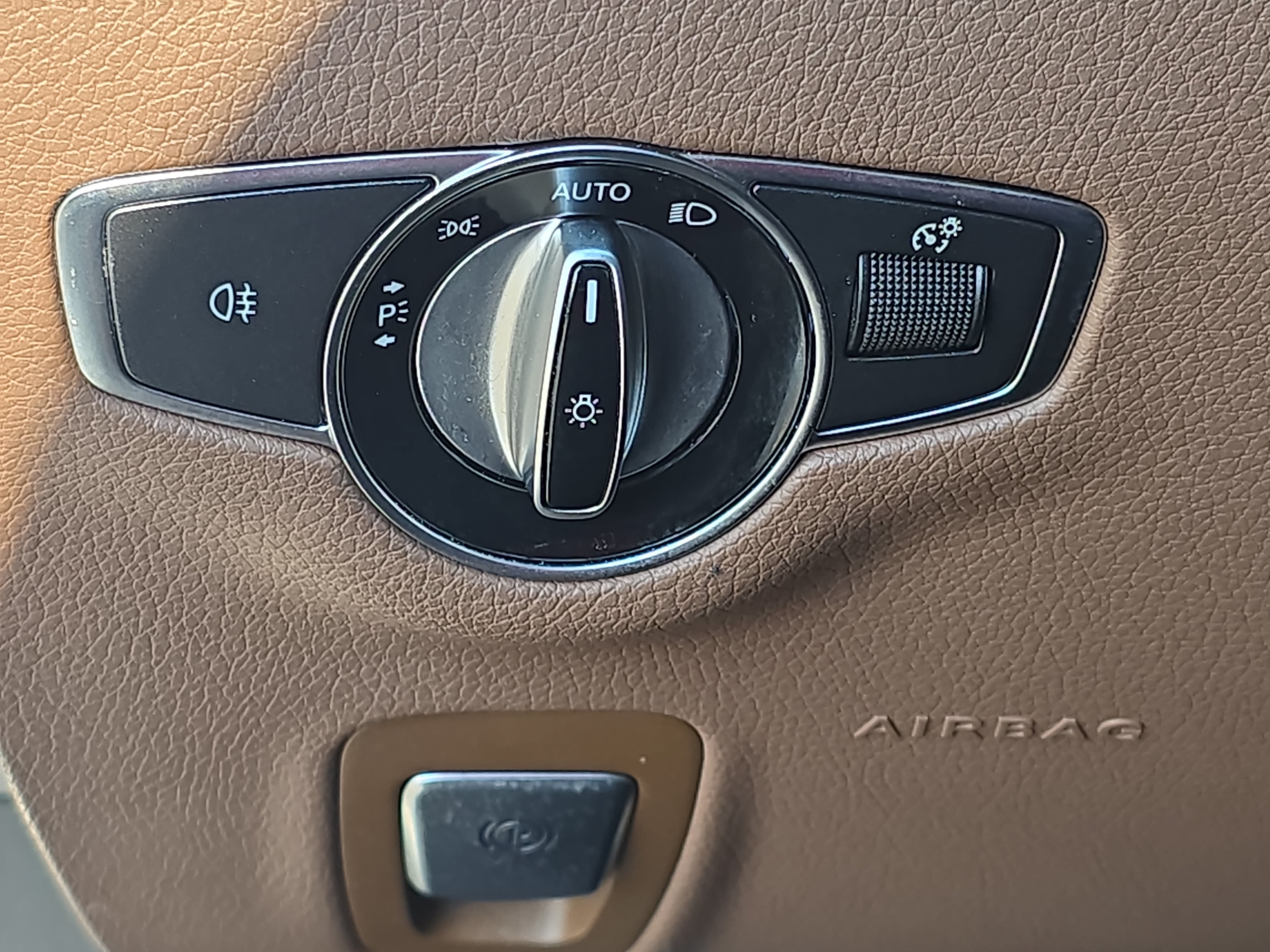 Used 2022 Mercedes-Benz E 350 Sedan image 26