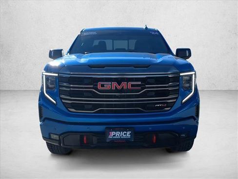 Used 2024 GMC Sierra 1500 AT4 w/ Technology Package image 2