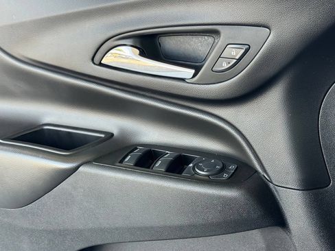 Used 2024 Chevrolet Equinox LT FWD image 35