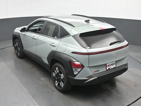 Used 2025 Hyundai Kona SEL AWD/4WD image 36