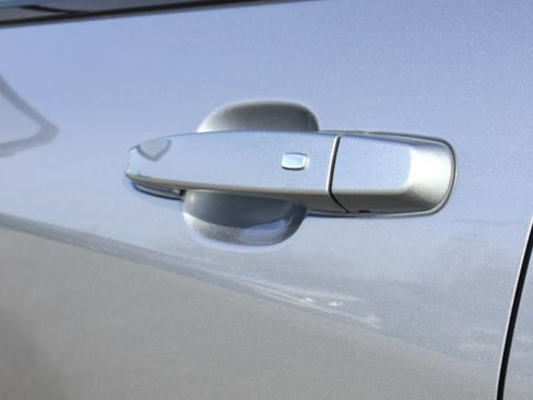 Used 2023 Chevrolet Equinox RS image 22