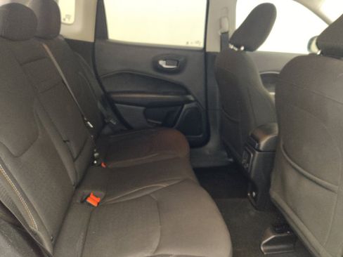 Used 2018 Jeep Compass Sport FWD image 19
