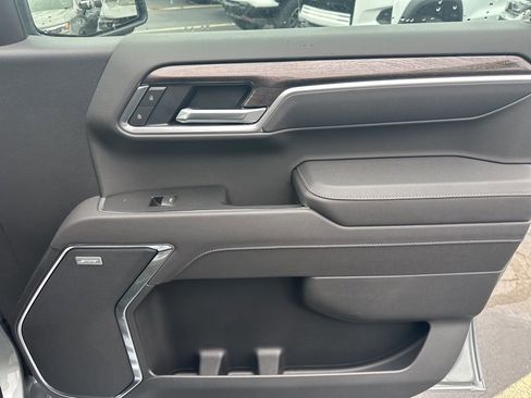 New 2026 Chevrolet Silverado 1500 LTZ w/ LTZ Premium Package image 32