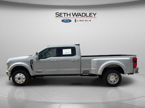 Used 2026 Ford F450 Platinum w/ FX4 Off-Road Package AWD/4WD image 4