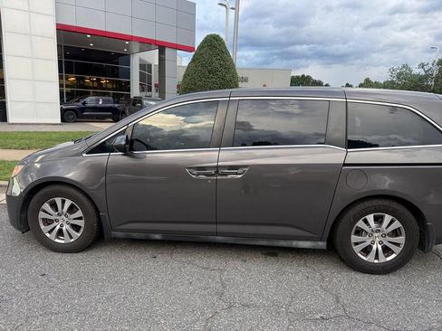 Used 2014 Honda Odyssey EX-L image 3