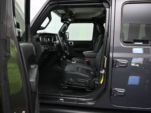 Used 2022 Jeep Wrangler Unlimited Sport image 21