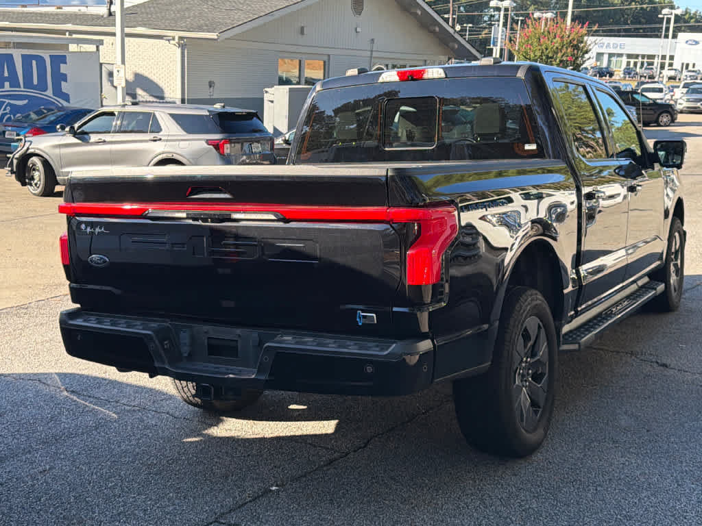 Used 2022 Ford F150 Lightning Lariat AWD/4WD image 11