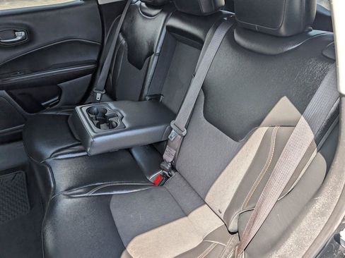 Used 2018 Jeep Compass Latitude w/ Popular Equipment Group AWD/4WD image 22