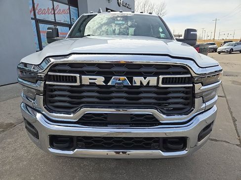 New 2026 RAM 3500 Tradesman image 19