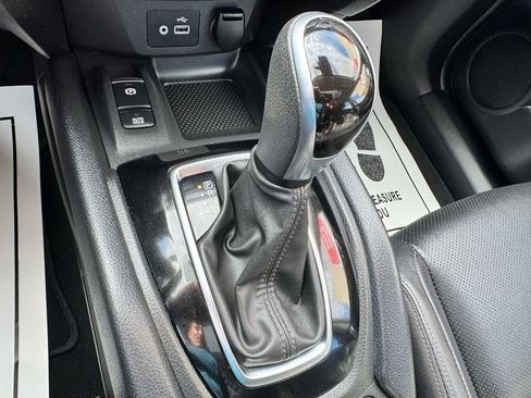 Used 2022 Nissan Rogue Sport SL w/ Premium Package image 26
