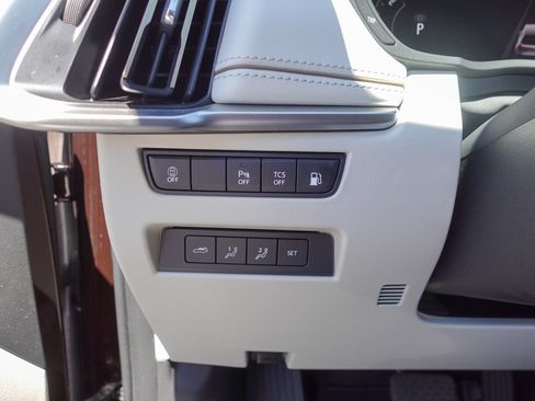 Used 2024 MAZDA CX-90 Plug-In Hybrid w/ Premium Plus AWD/4WD image 19
