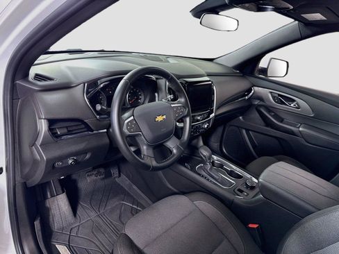 Used 2023 Chevrolet Traverse LT w/ LPO, Floor Liner Package AWD/4WD image 3
