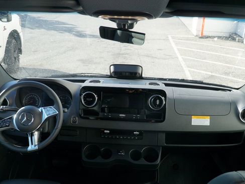 New 2026 Mercedes-Benz Sprinter 2500 image 10