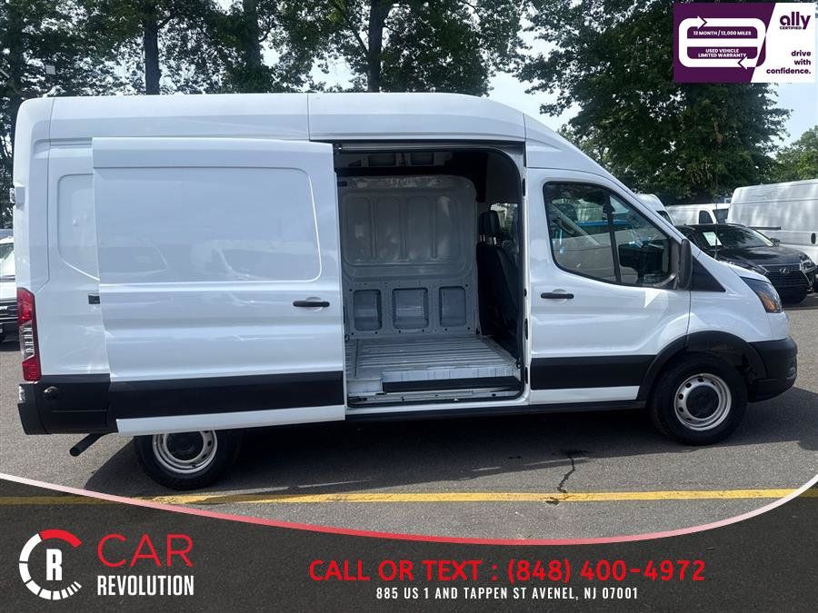Used 2025 Ford Transit 250 148 High Roof RWD image 8
