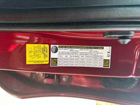 Used 2023 Toyota Venza XLE AWD/4WD image 27