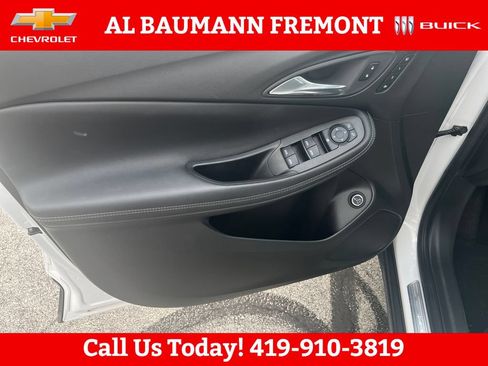 Used 2022 Buick Encore GX Essence w/ Experience Buick Package AWD/4WD image 10