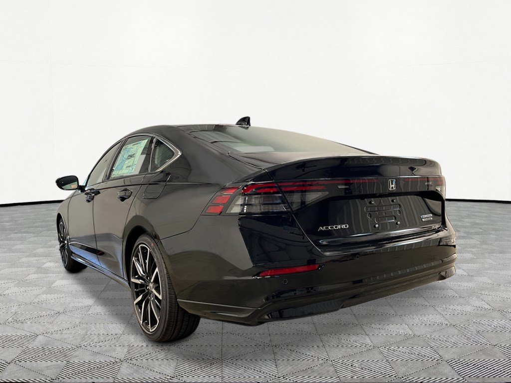 New 2026 Honda Accord Touring image 4