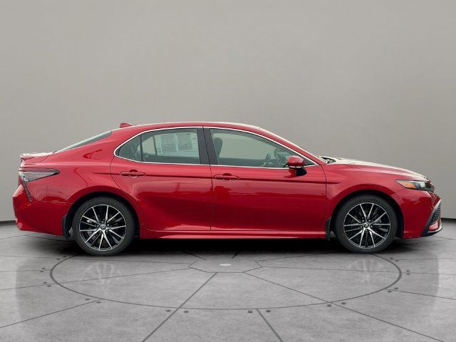 Certified 2024 Toyota Camry SE w/ Convenience Package FWD image 7