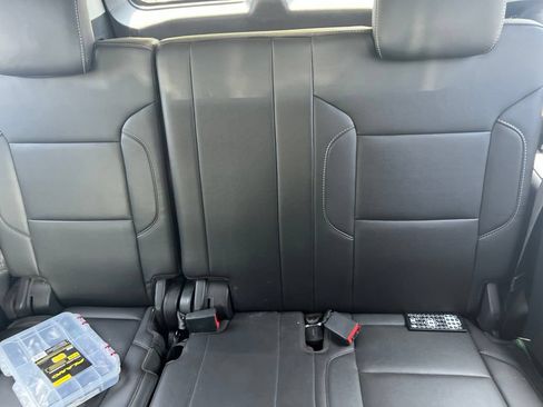 Used 2019 Chevrolet Suburban LT w/ Texas Edition Package AWD/4WD image 17