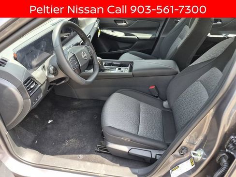 New 2026 Nissan Sentra SV w/ SV Convenience Package FWD image 7