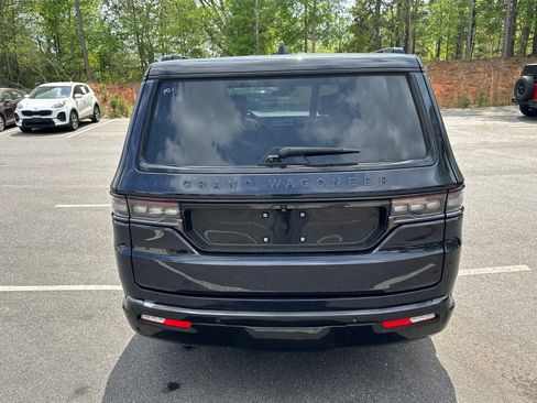 Used 2025 Jeep Grand Wagoneer Series III w/ Quick Order Packagew 28T AWD/4WD image 6