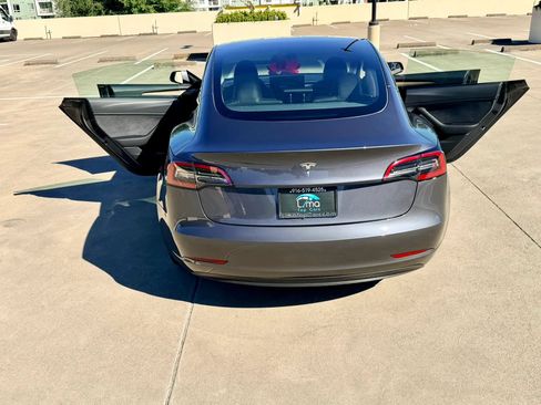 Used 2023 Tesla Model 3 Standard Range RWD image 38