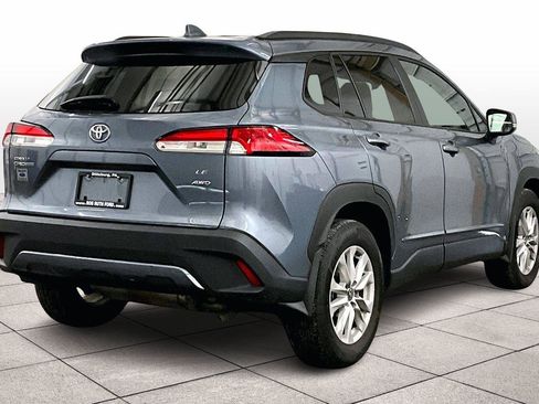Used 2023 Toyota Corolla Cross LE image 11