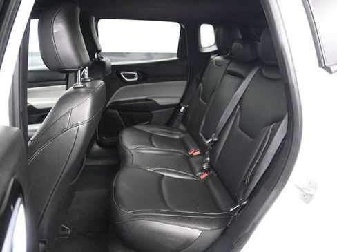 Used 2025 Jeep Compass Limited AWD/4WD image 11