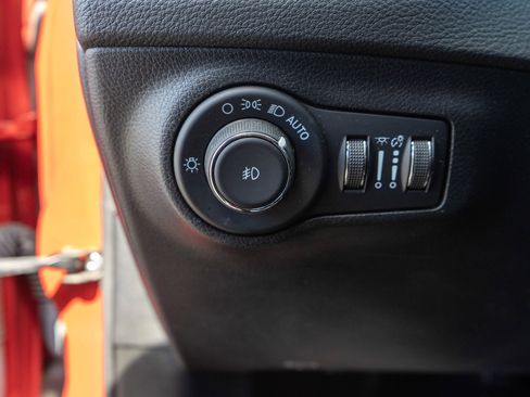 Used 2021 Jeep Compass Latitude AWD/4WD image 15
