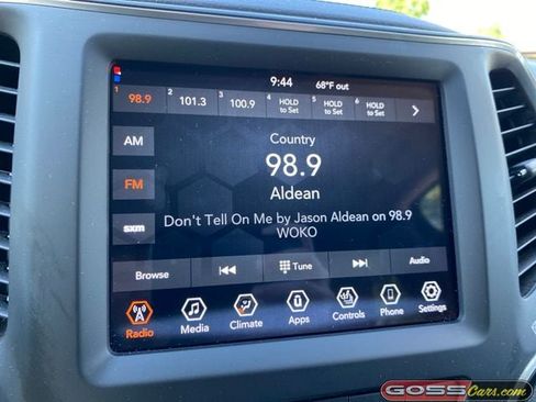 Certified 2022 Jeep Cherokee Latitude AWD/4WD image 10
