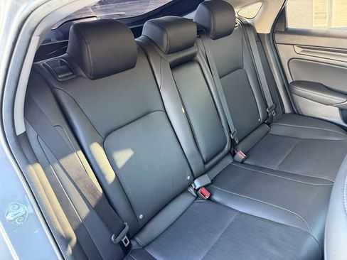 Used 2023 Honda Civic EX-L image 34
