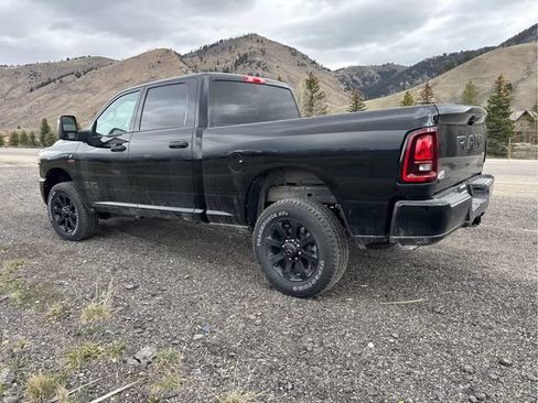 New 2026 RAM 2500 Big Horn AWD/4WD image 27