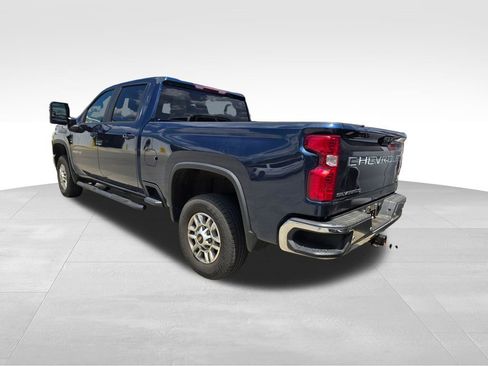 Used 2021 Chevrolet Silverado 2500 LT w/ All Star Edition image 11