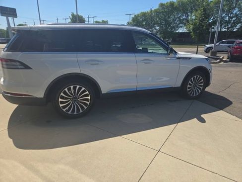 Certified 2023 Lincoln Aviator Reserve w/ Elements Package Plus AWD/4WD image 15
