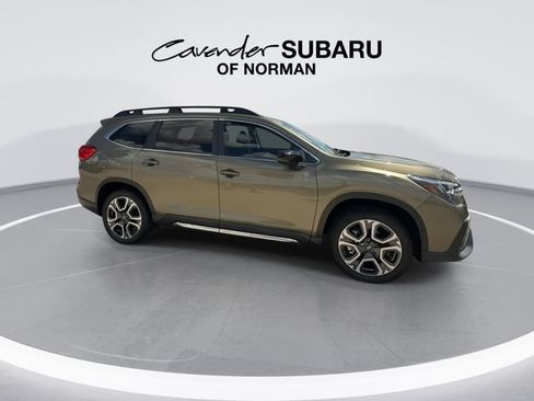 Used 2026 Subaru Ascent Limited AWD/4WD image 9
