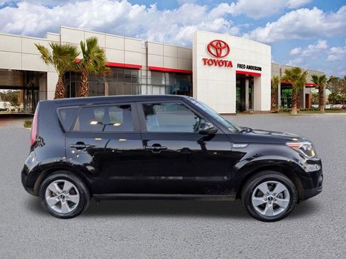 Used 2019 Kia Soul image 3