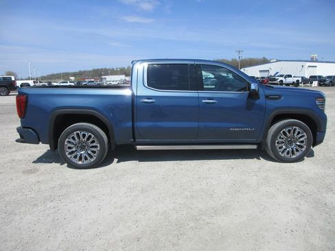 New 2026 GMC Sierra 1500 Denali Ultimate AWD/4WD image 3