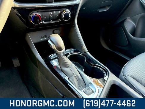 Used 2024 Buick Encore GX Sport Touring w/ Comfort Package image 31