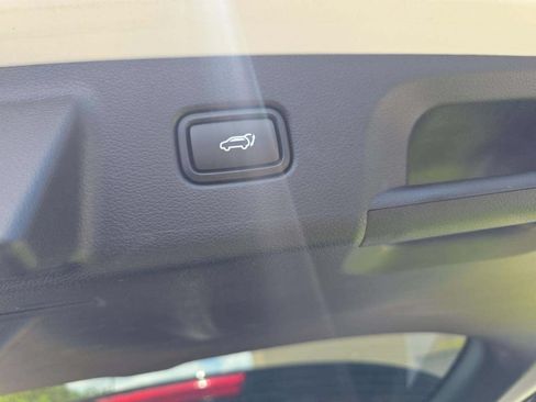 Used 2024 Hyundai Palisade SEL FWD image 26