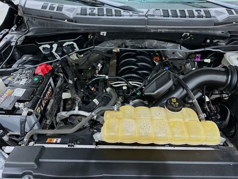 Used 2018 Ford F150 XLT image 29