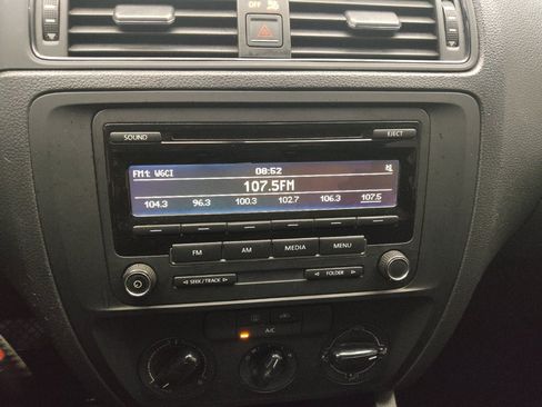 Used 2015 Volkswagen Jetta S FWD image 25