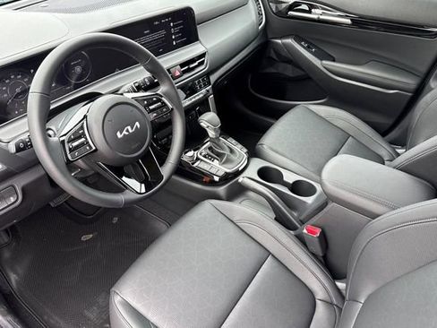 New 2026 Kia Seltos EX image 11