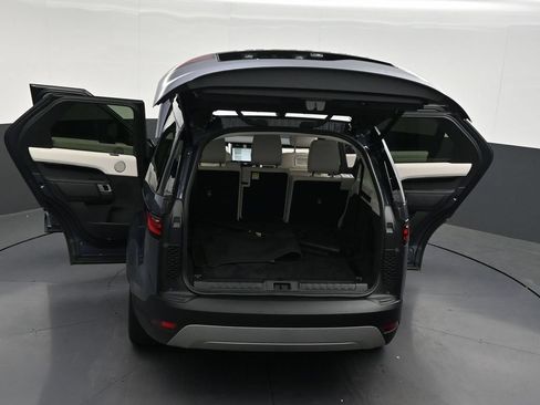 Used 2024 Land Rover Discovery S AWD/4WD image 34