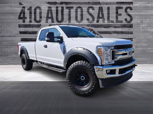 Used 2019 Ford F350 XLT AWD/4WD image 1