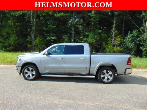 Used 2021 RAM 1500 Laramie AWD/4WD image 4
