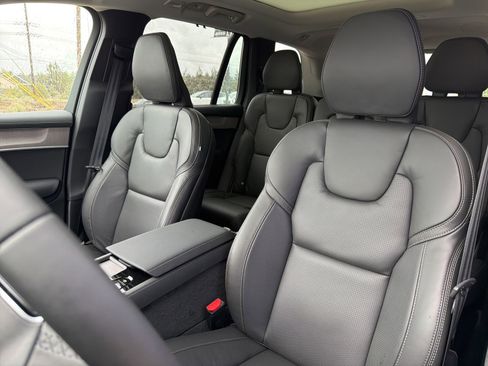 New 2026 Volvo XC90 T8 Ultra w/ Protection Package AWD/4WD image 19